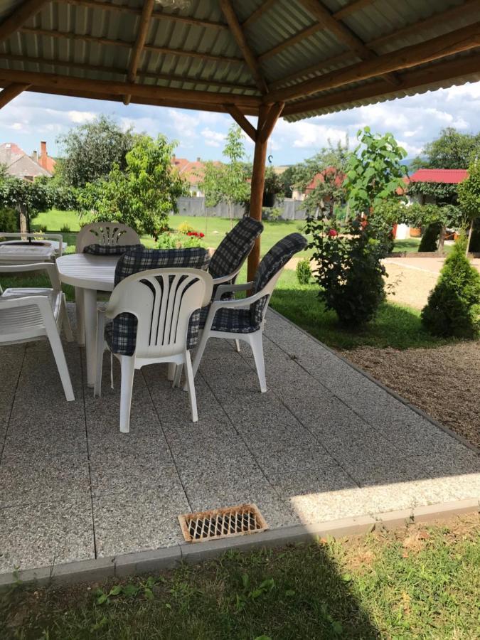 Bandi Vendeghaz Apartment Verpelét Екстериор снимка