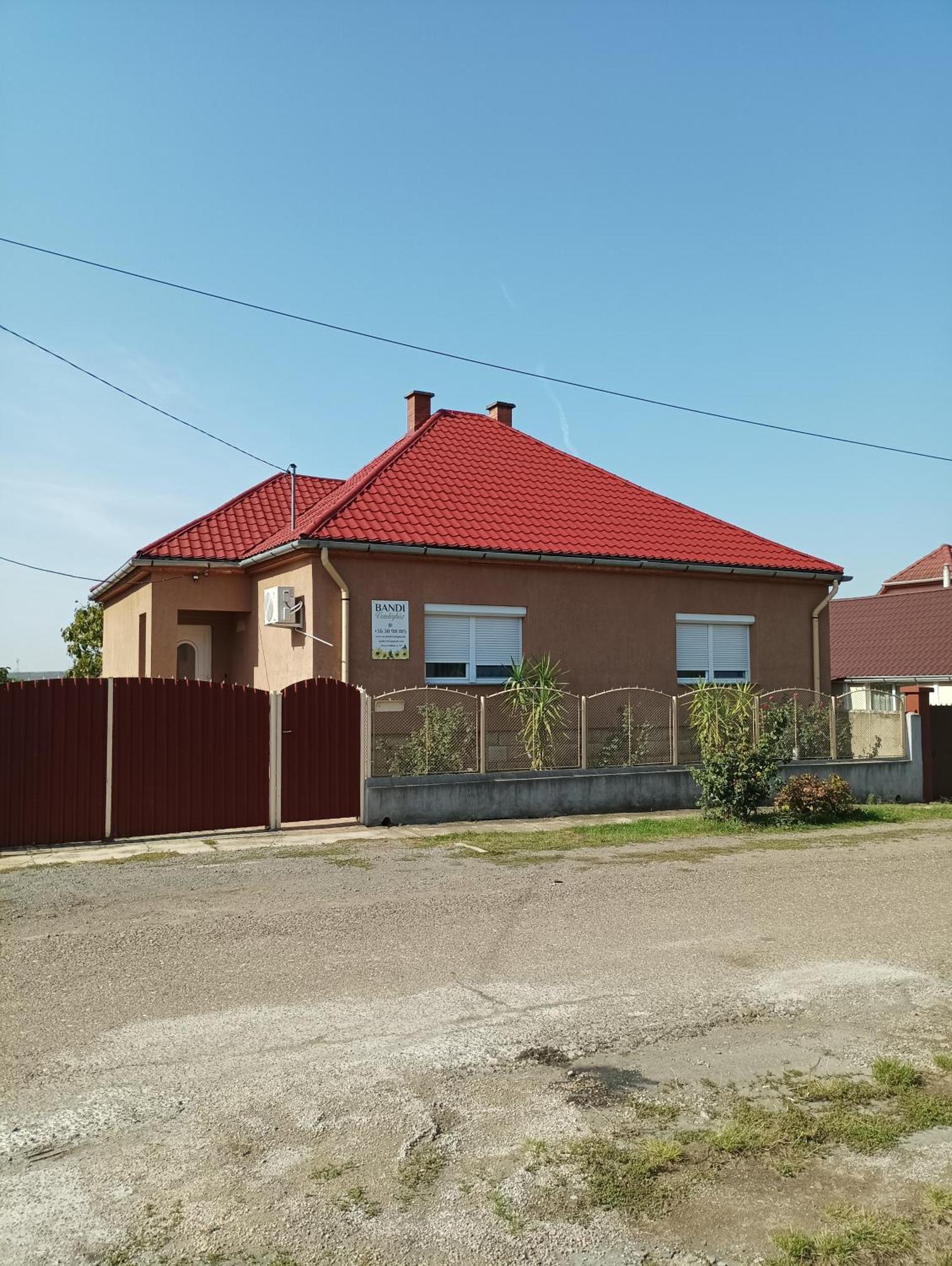 Bandi Vendeghaz Apartment Verpelét Екстериор снимка