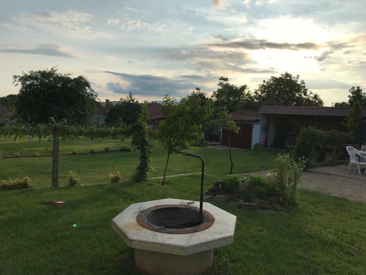 Bandi Vendeghaz Apartment Verpelét Екстериор снимка